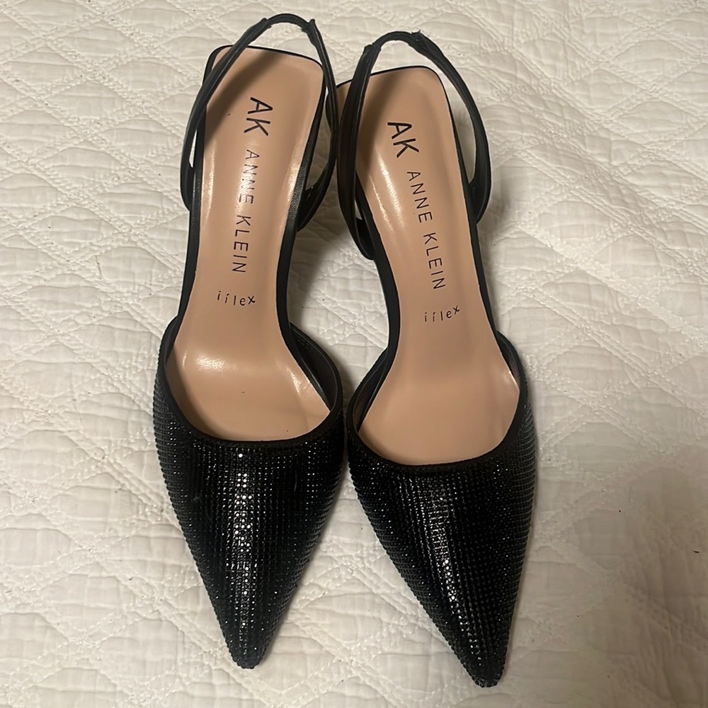 NWOT Anne Klein Beaded Strap Heels